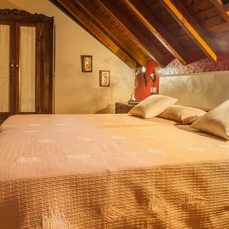 Casas Pereira Bed & Breakfast *